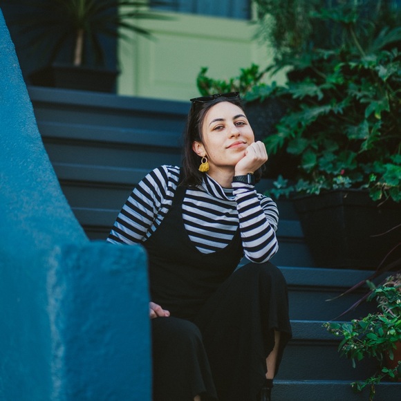 Meet your Posher, Lucia - Picture 8 of 14